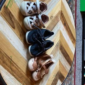 Allbirds Smallbirds 7 , Stride Rite size 6 bundle